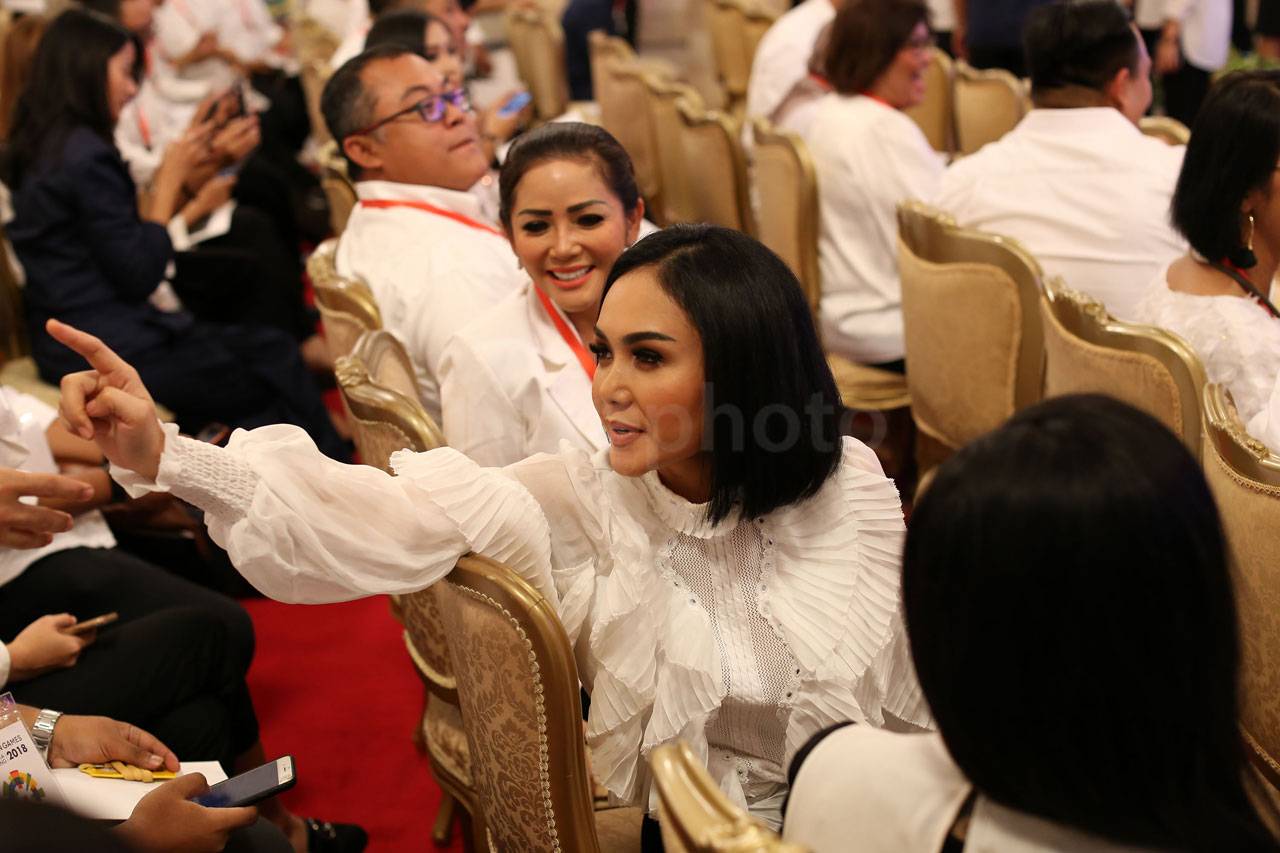 Presiden Jokowi Ajak...