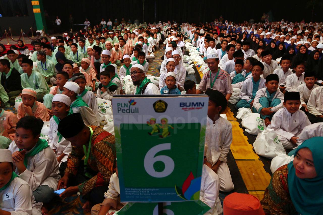 PLN Berbagi Kebahagiaan...