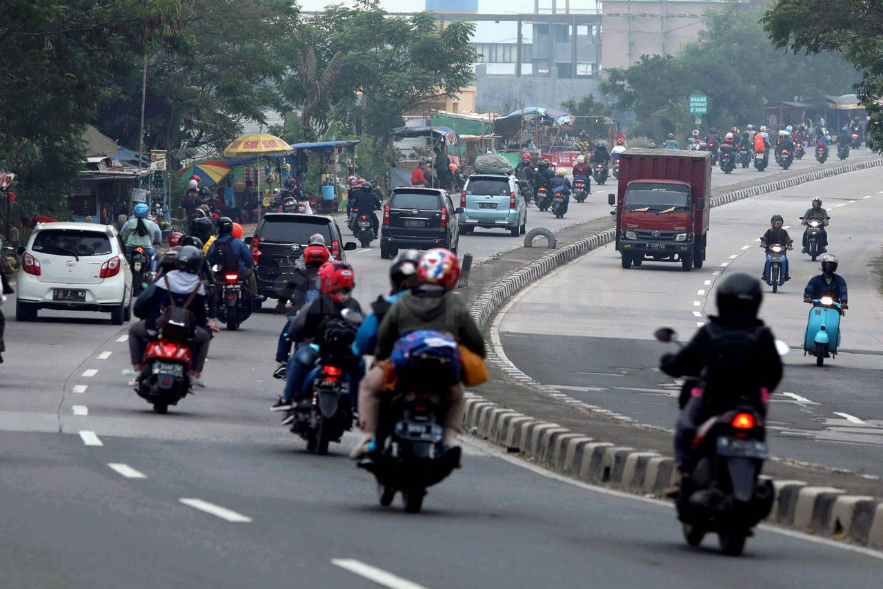 Dengan Muatan Penuh,...