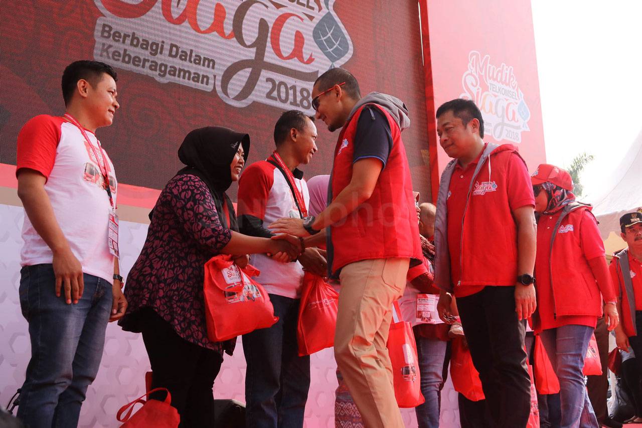 Wagub Sandiaga Uno Lepas...