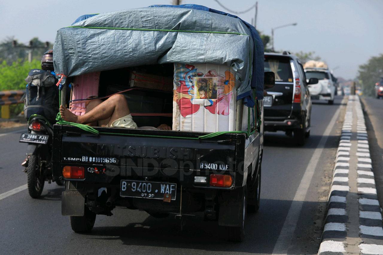Jalur Non Tol Karawang...