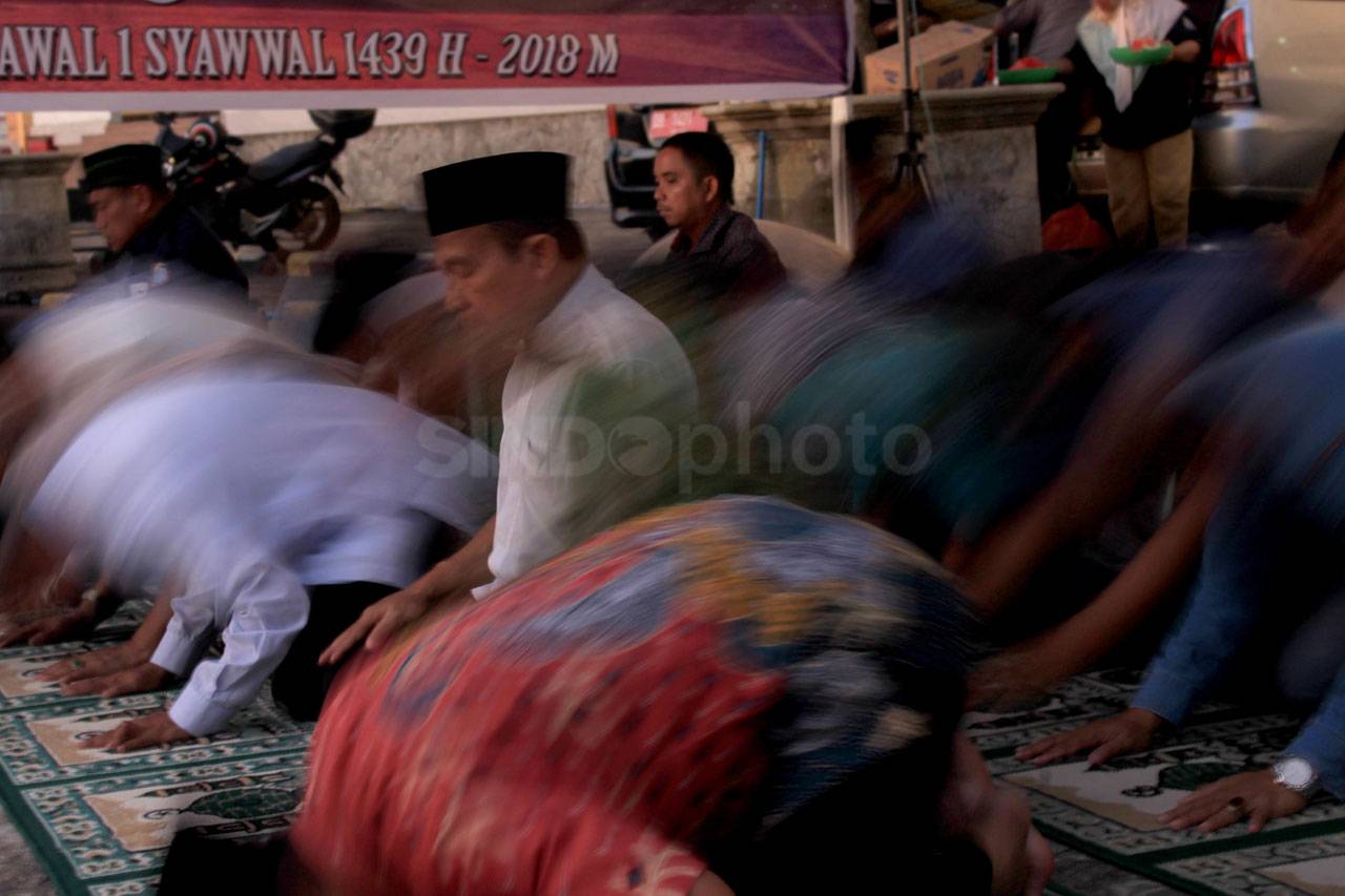 Tim Rukyatul Hilal Kemenag...