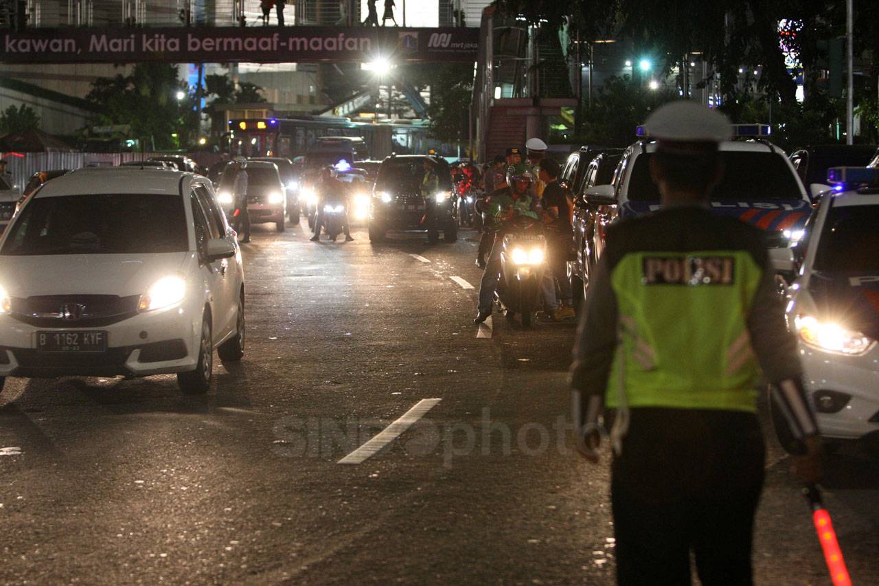 Polisi Tingkatkan Pengamanan...