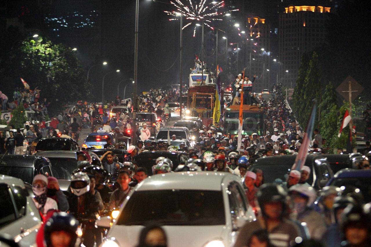 Ribuan Warga Jakarta...
