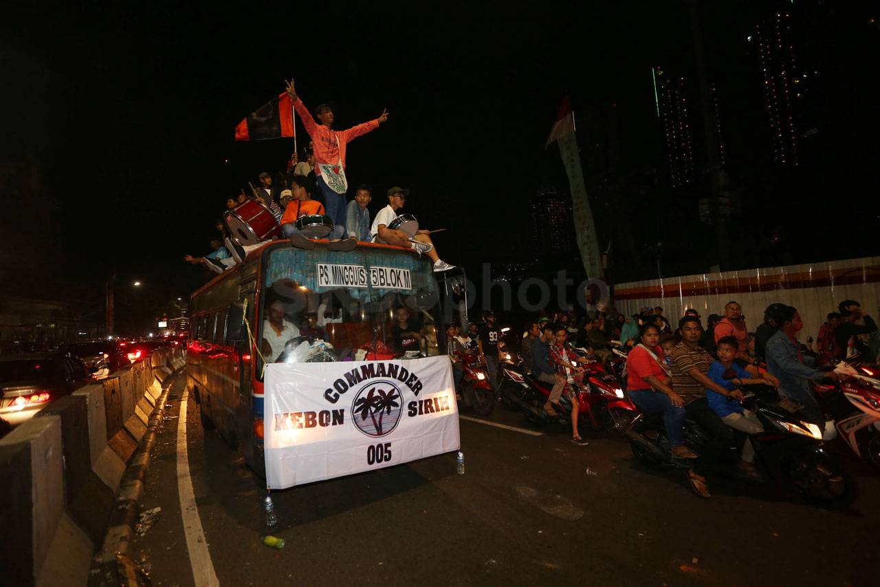 Ribuan Warga Jakarta...