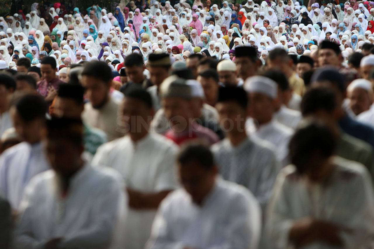 Ditemani Menantu, Presiden...