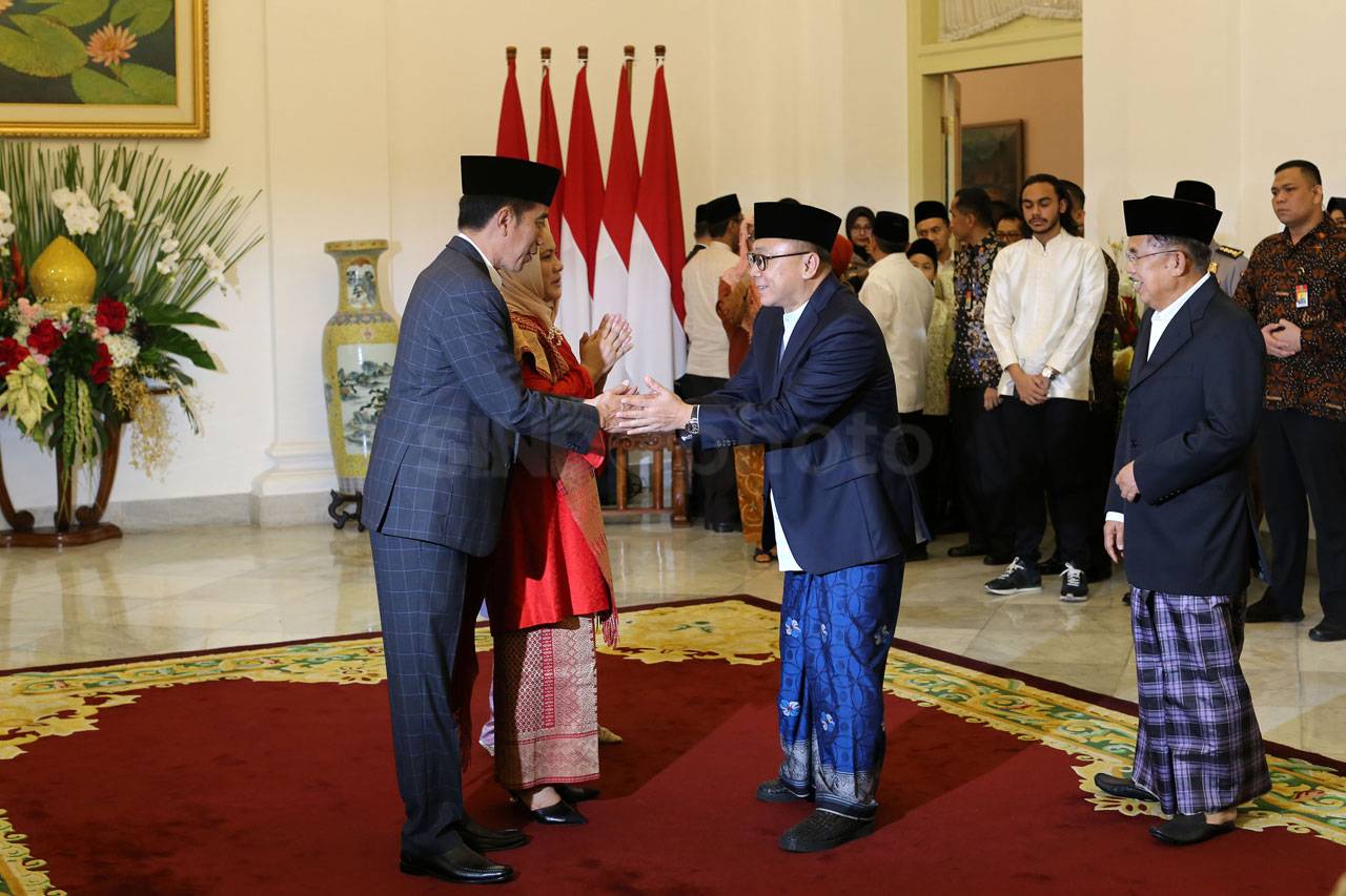 Presiden Jokowi Gelar...