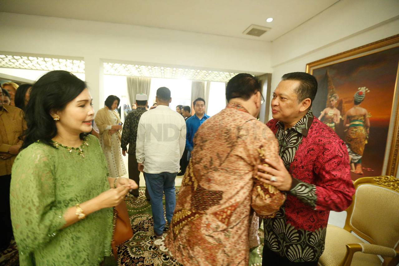 Bambang Soesatyo Gelar...