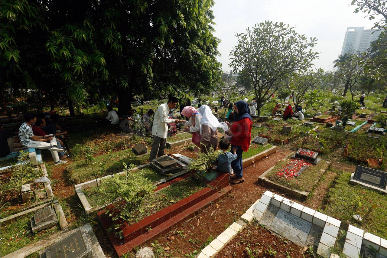 Lebaran Kedua TPU Bunga...