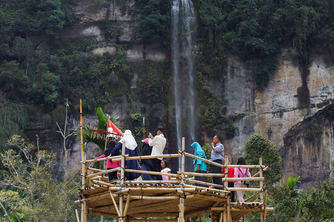 Rekreasi Lebaran di...