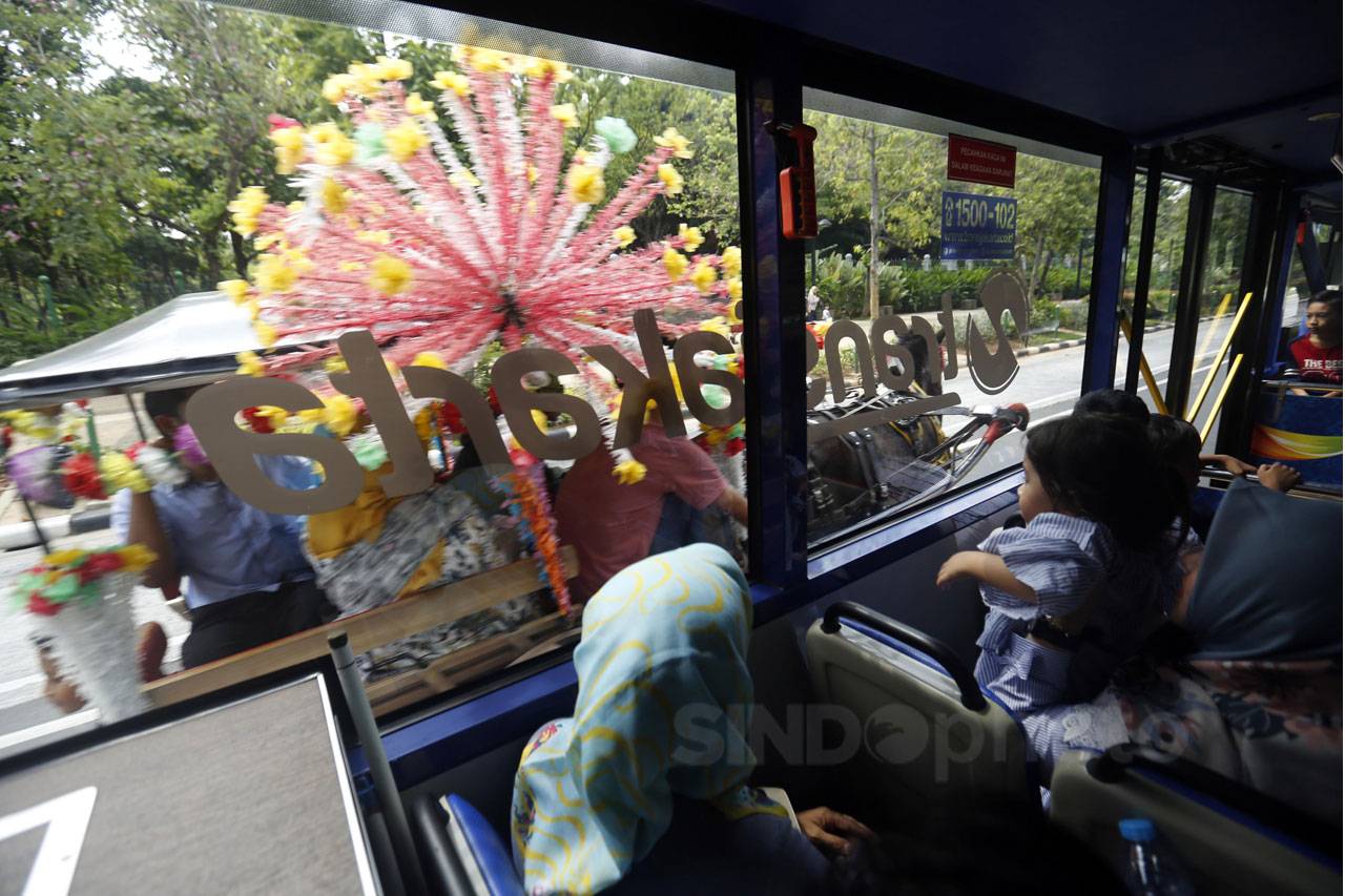 Menikmati Kota Jakarta...