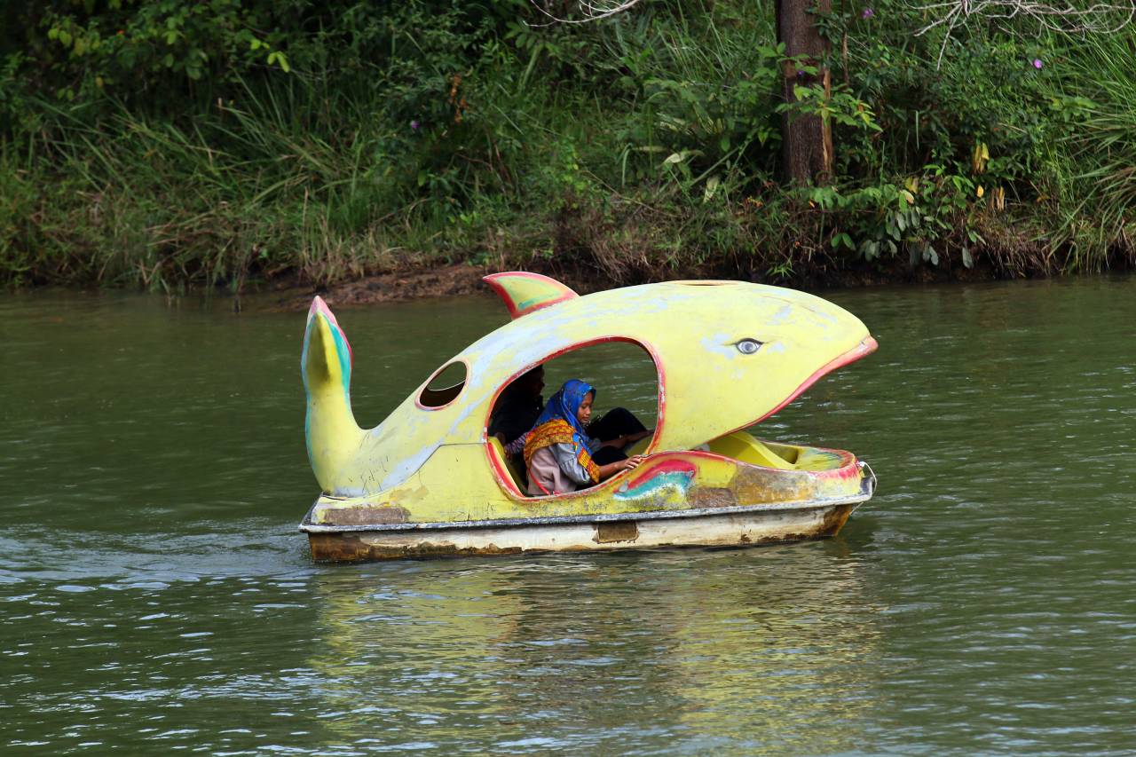 Wisata Air Di Kebun...