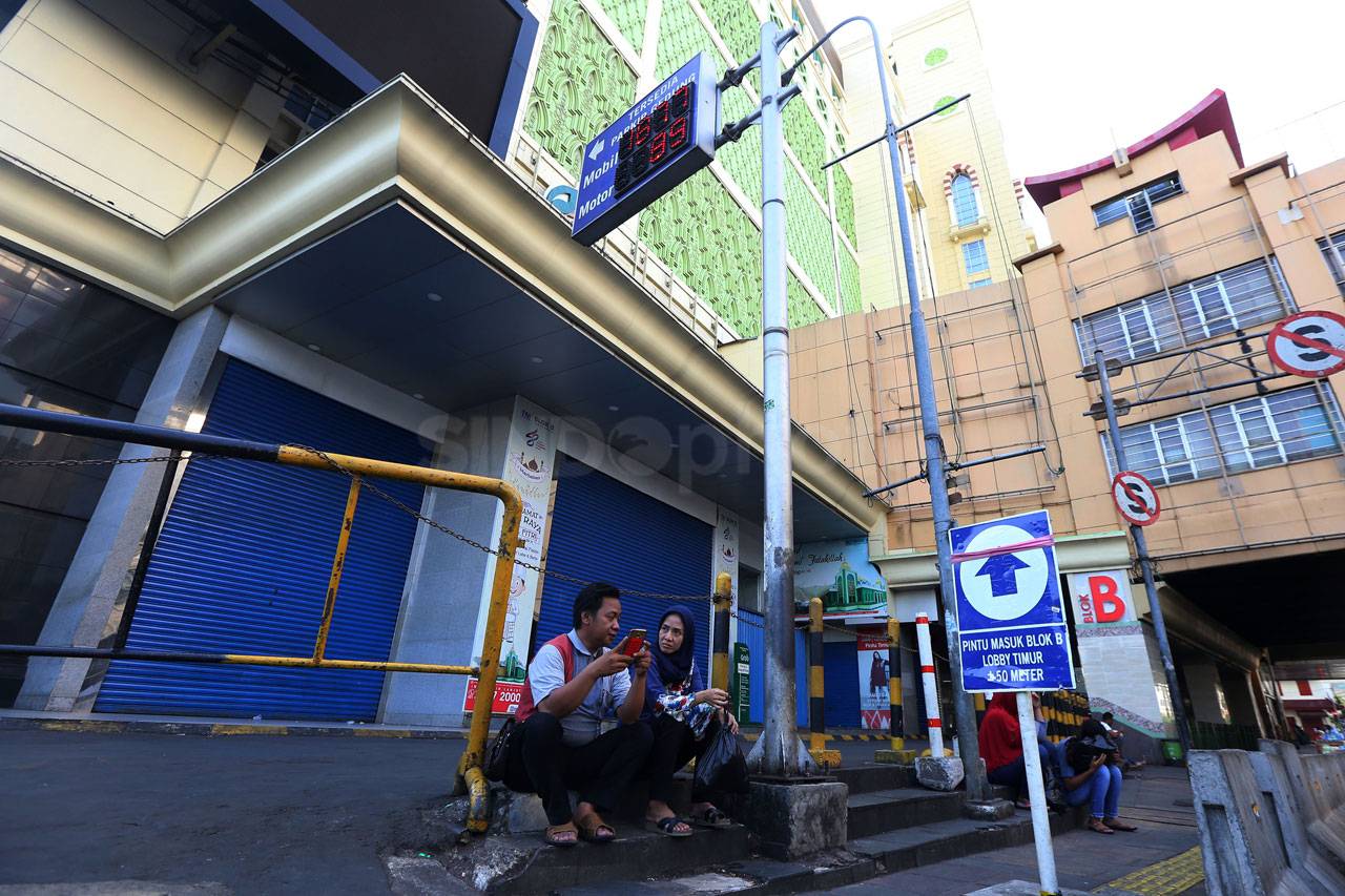 Pasar Tanah Abang Akan...