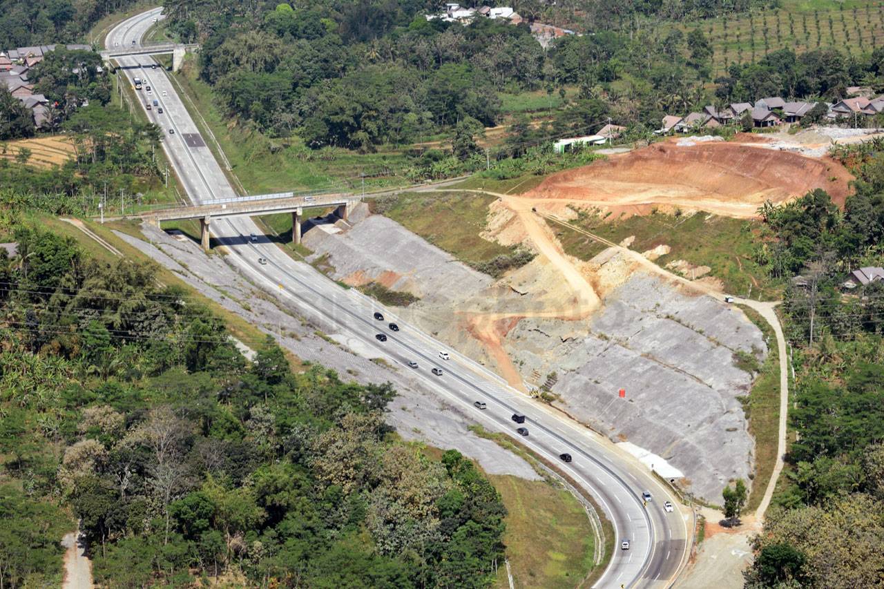 Arus Balik Tol Semarang-Solo...