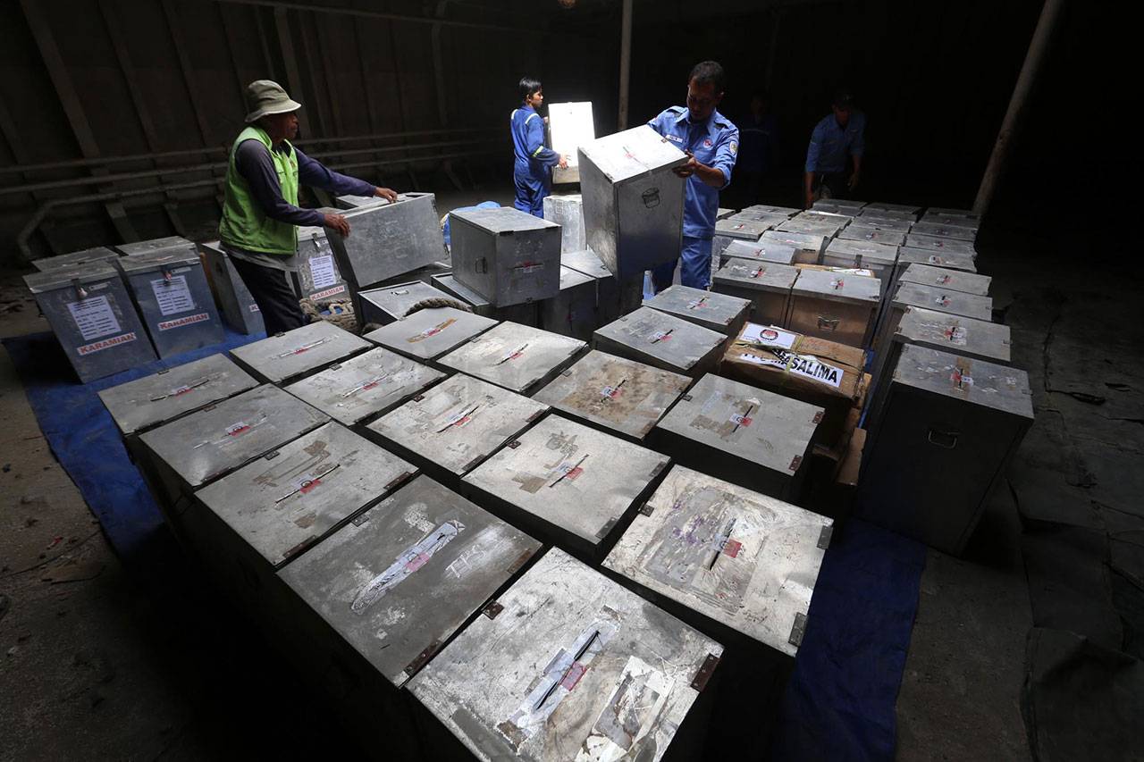 Logistik Pilkada Jatim...