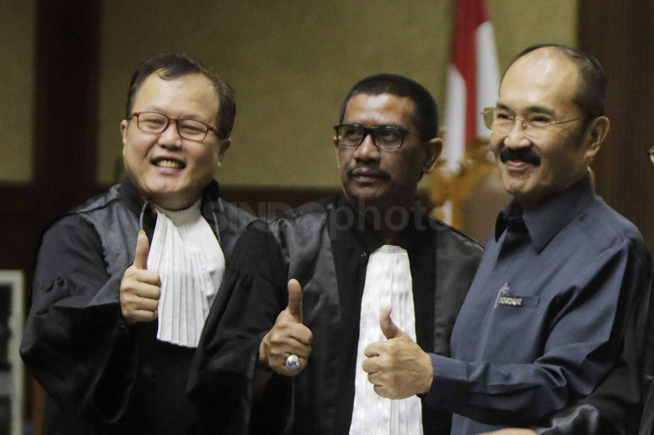 Pledoi Setebal Seribu...