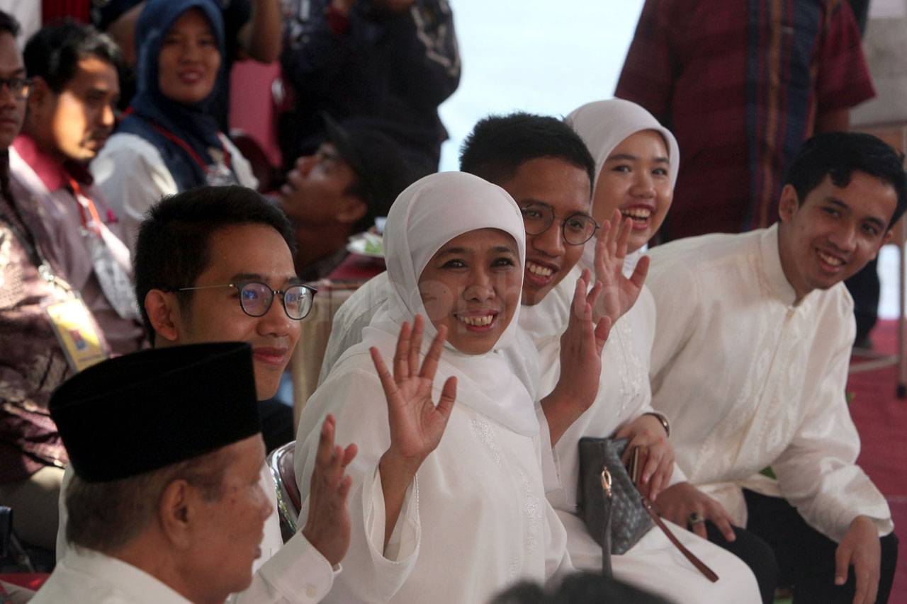 Cagub Khofifah Indar...