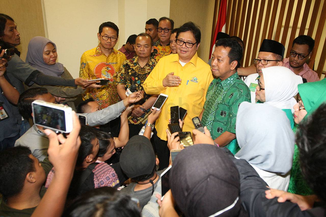 Silaturahmi Ketum Golkar...