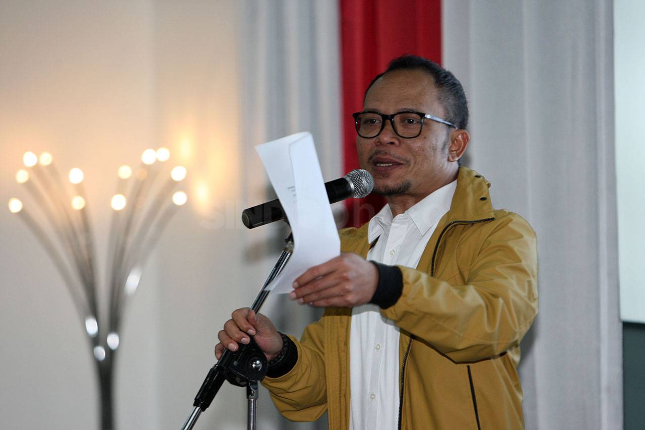 Menaker Resmikan Ruang...