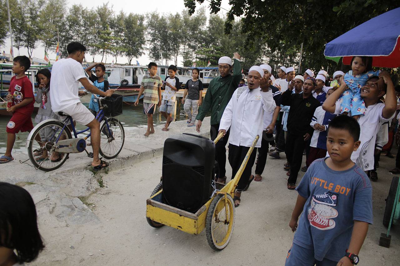 Tradisi Arak-arakan...