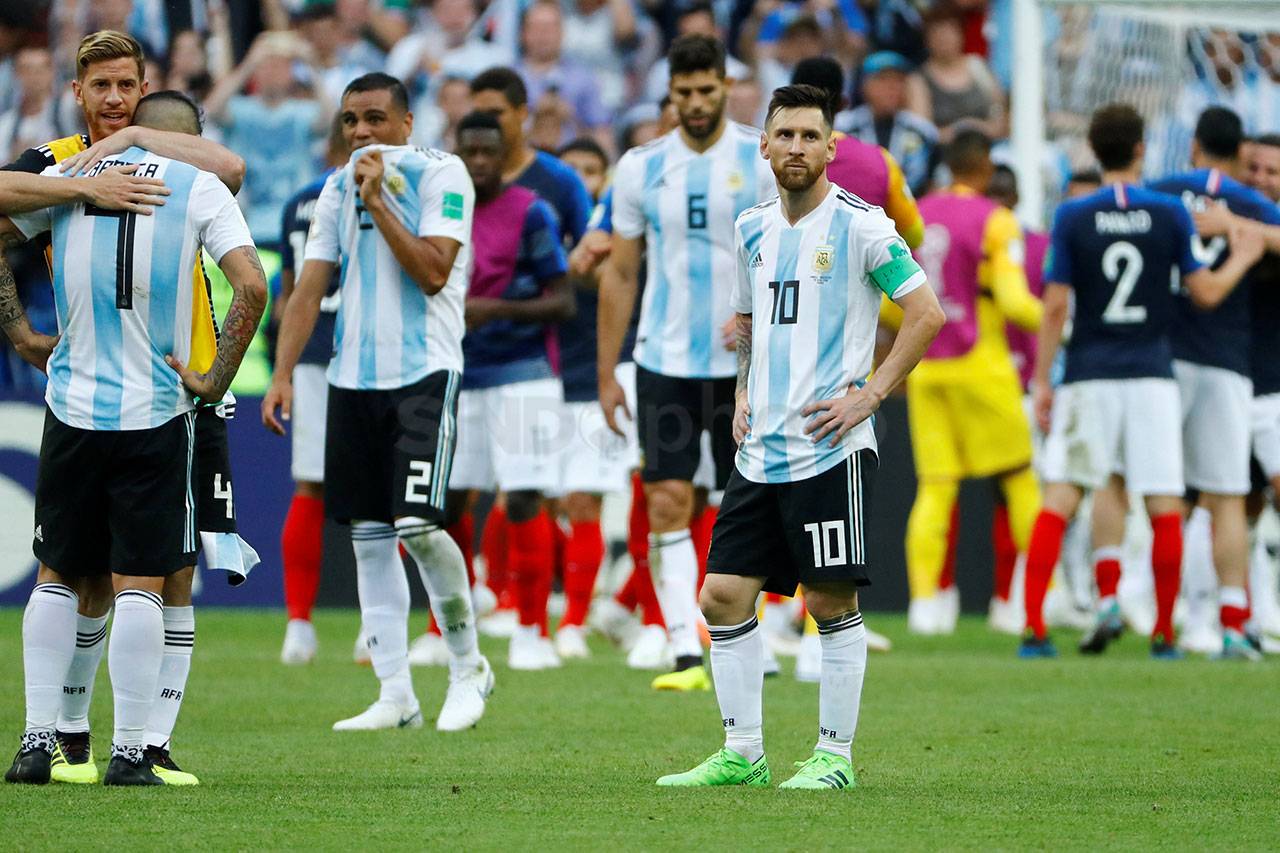 Messi Cs Tertunduk Lesu...