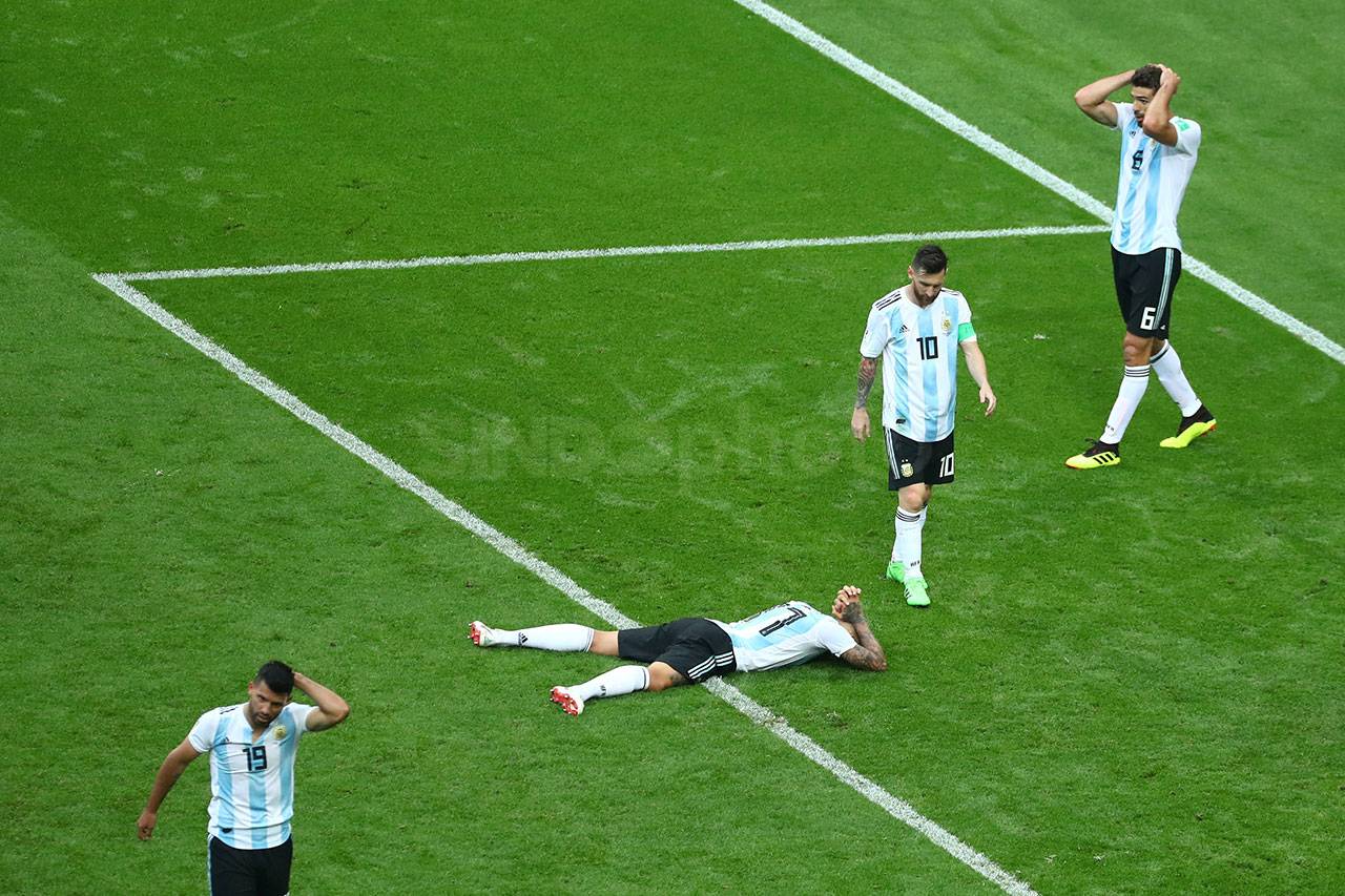 Messi Cs Tertunduk Lesu...