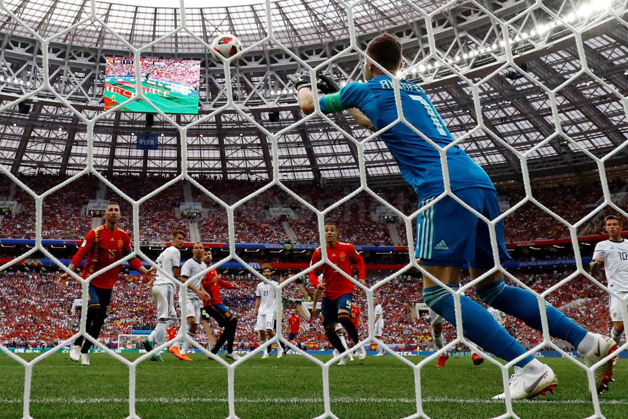 Menangi Adu Penalti...