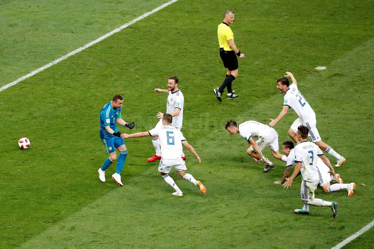 Menangi Adu Penalti...
