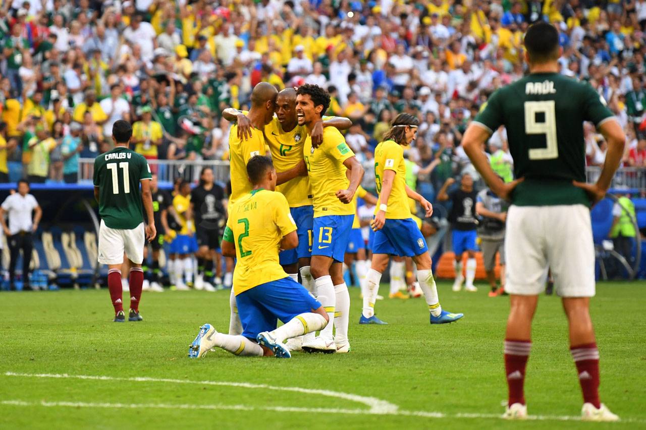 Tundukkan Meksiko 2-0,...