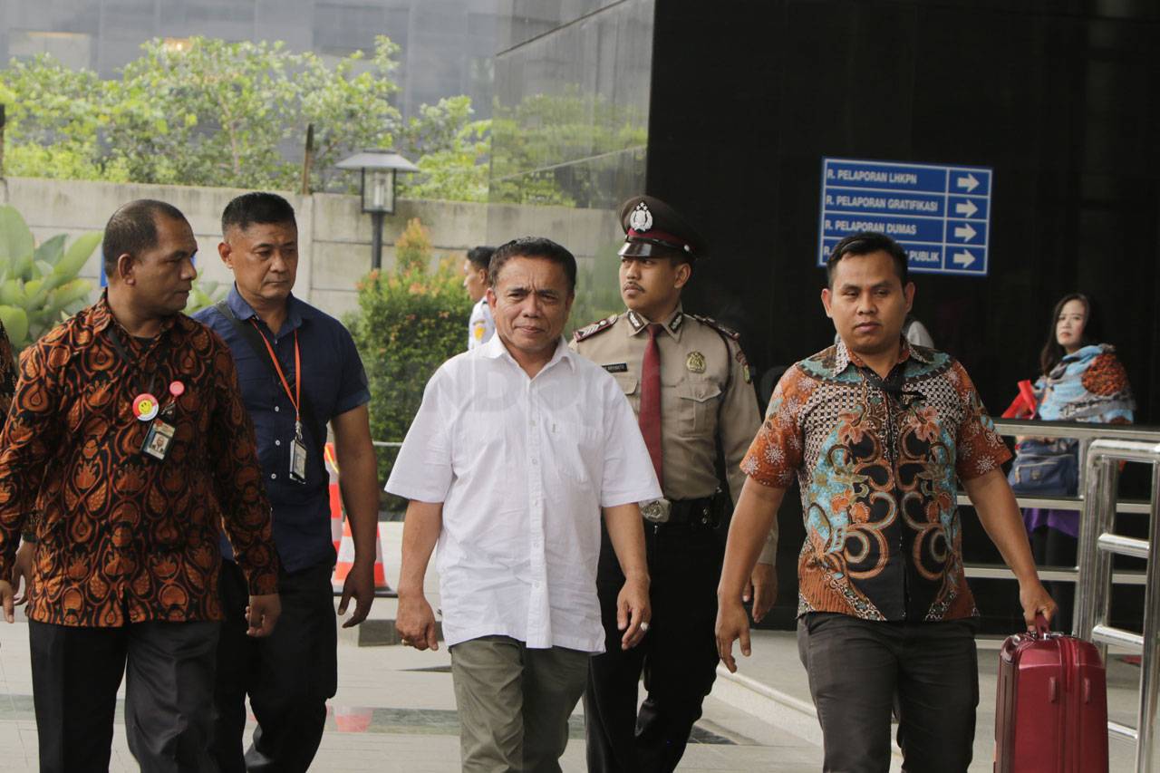 Gubernur Aceh Irwandi...