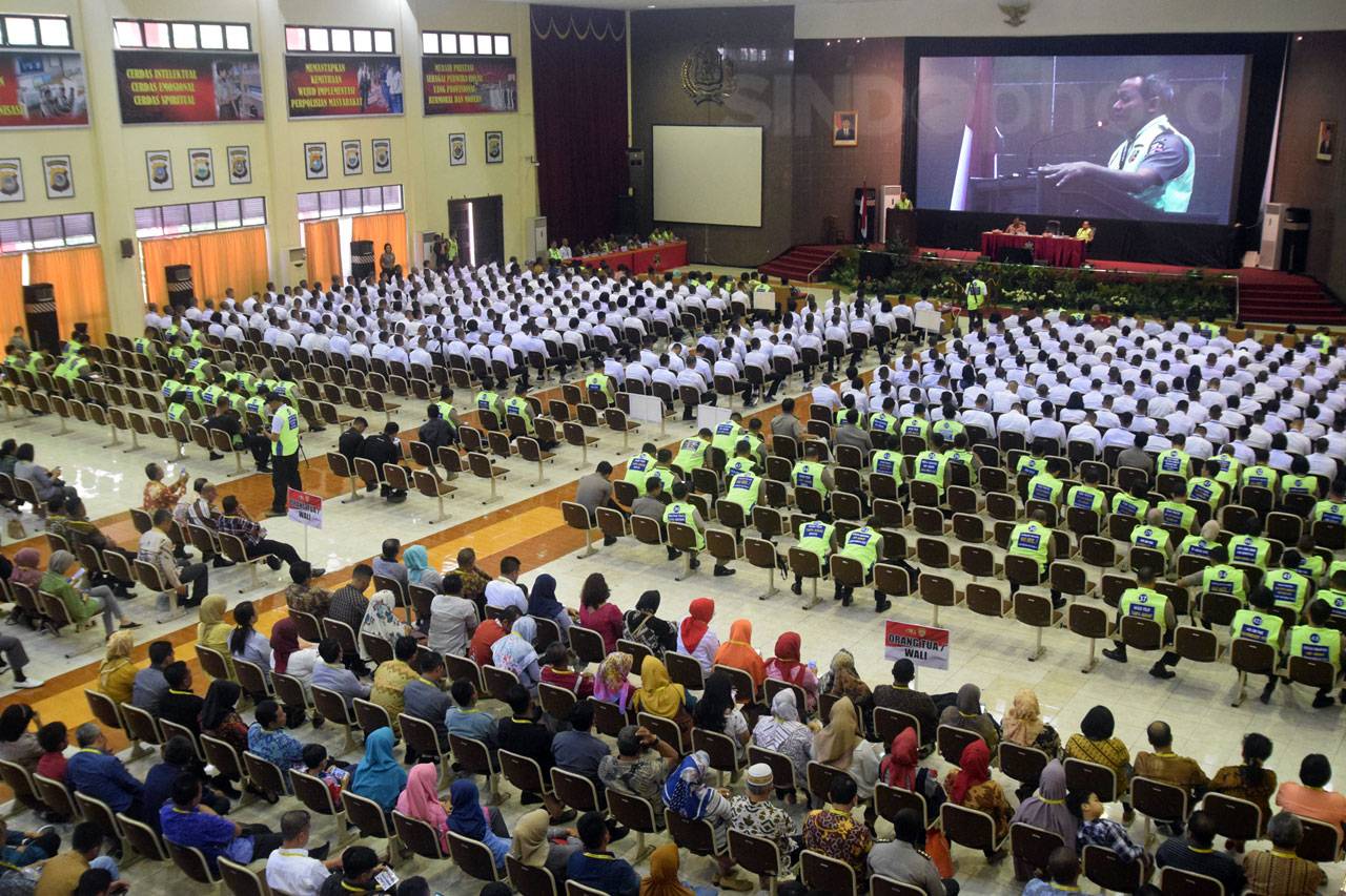 376 Calon Taruna Bersaing...