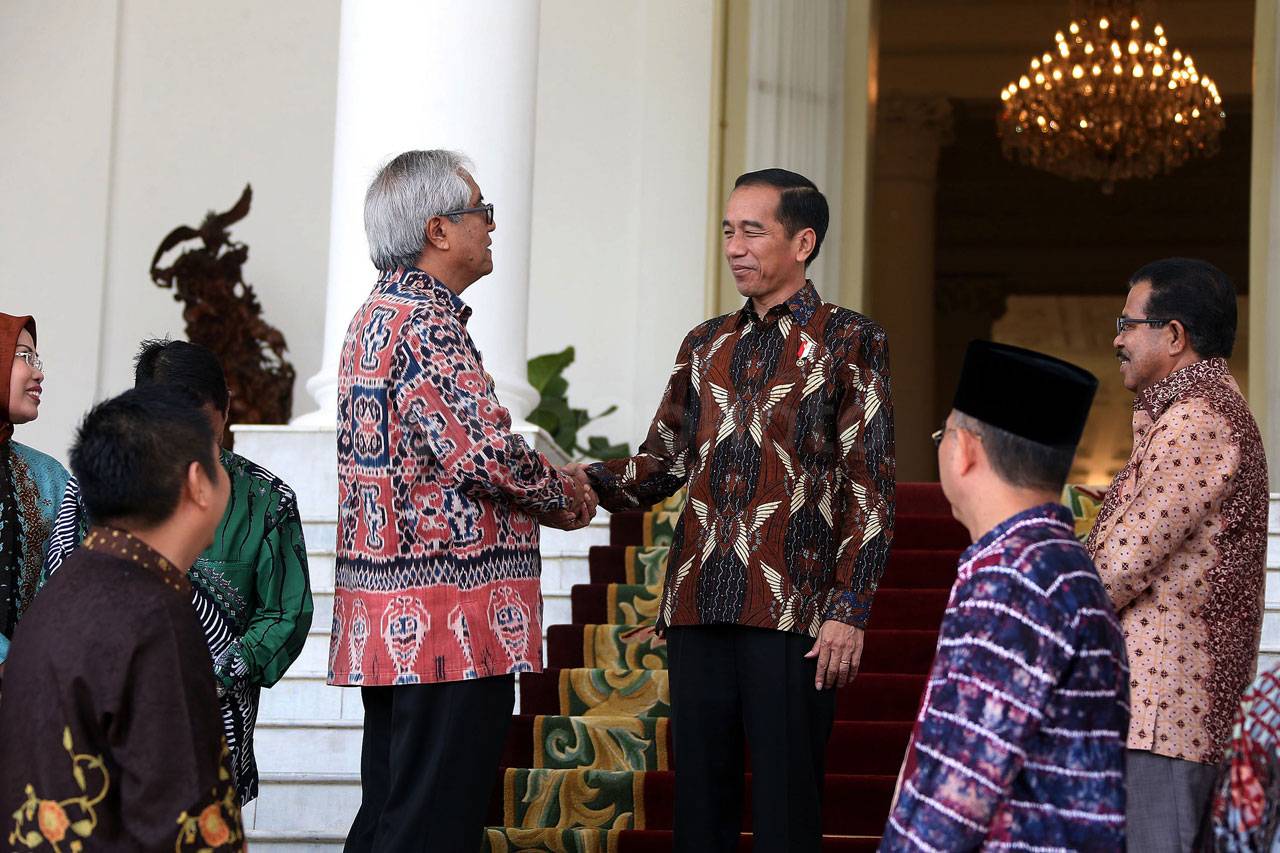 Presiden Jokowi Silaturahmi...