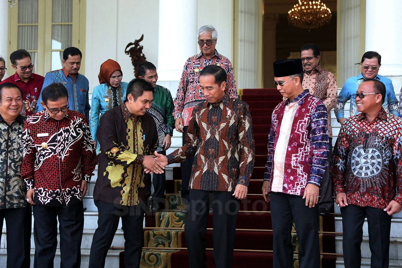 Presiden Jokowi Silaturahmi...