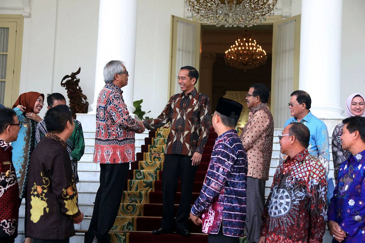 Presiden Jokowi Silaturahmi...