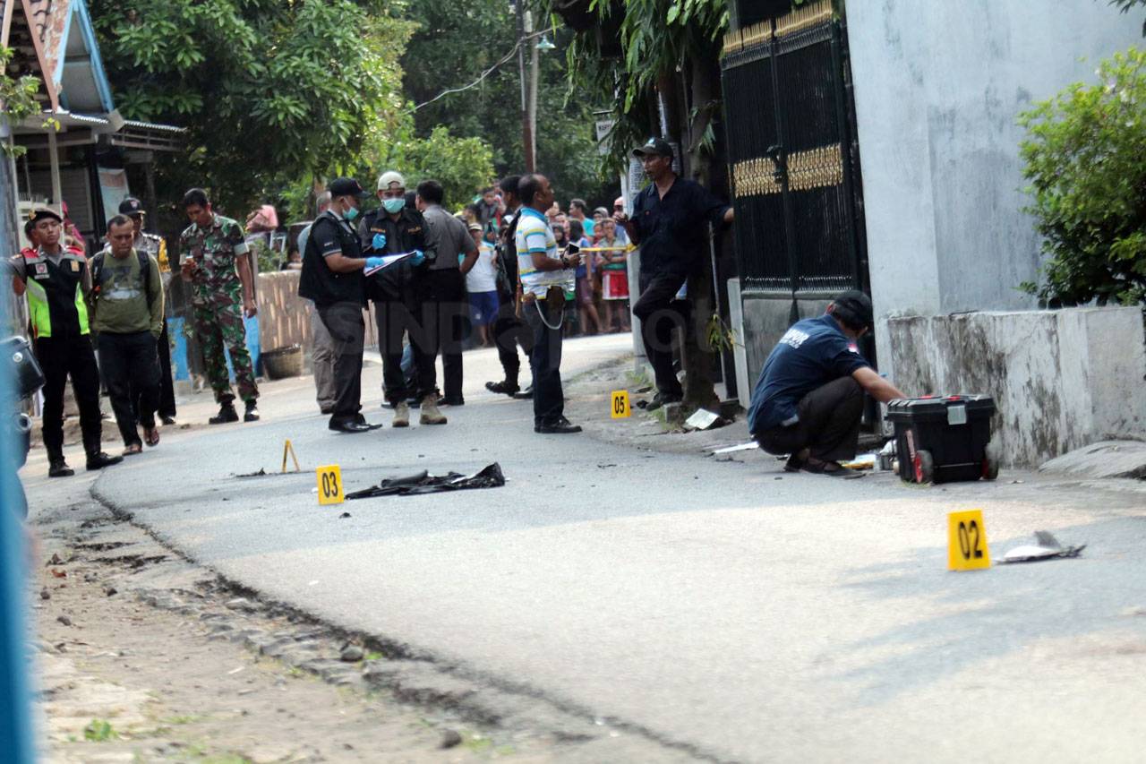 Polisi Lakukan Olah...
