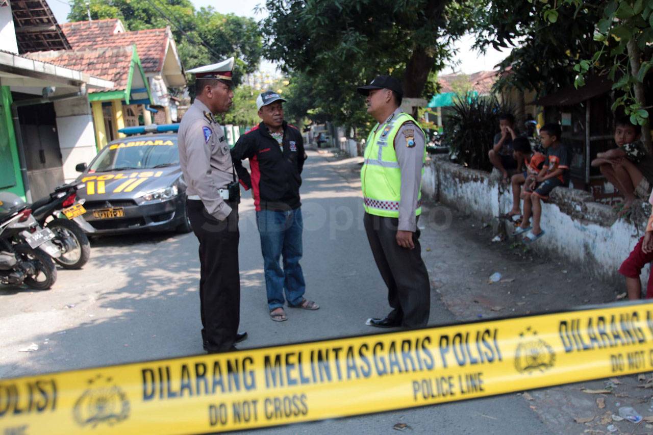 TKP Bom Pasuruan Masih...