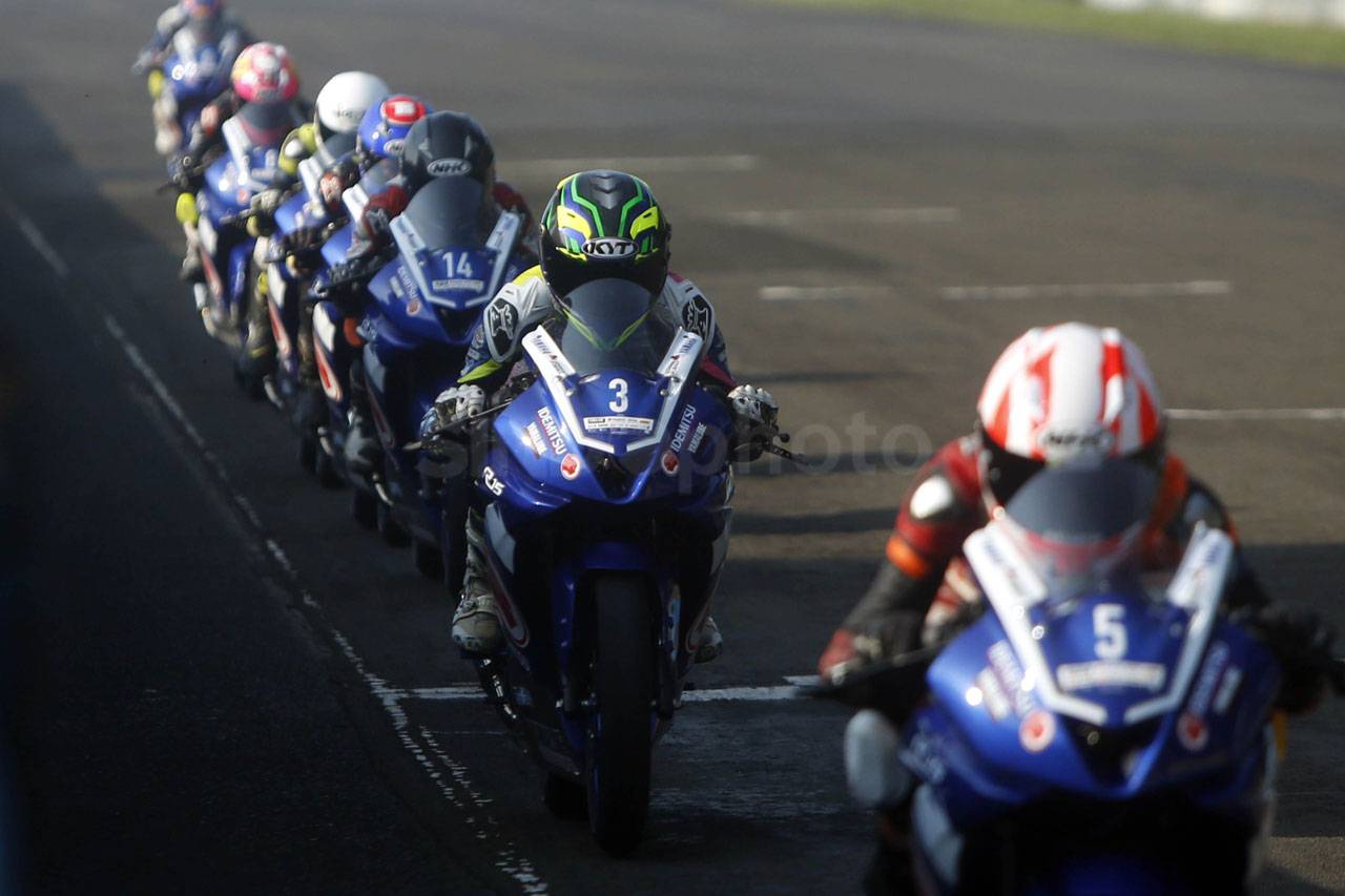 Yamaha Sunday Race Round...