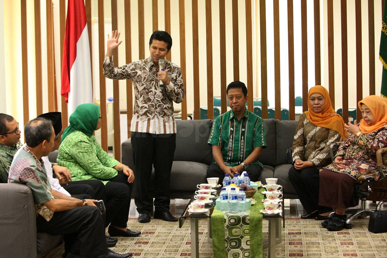 Khofifah dan Emil Dardak...