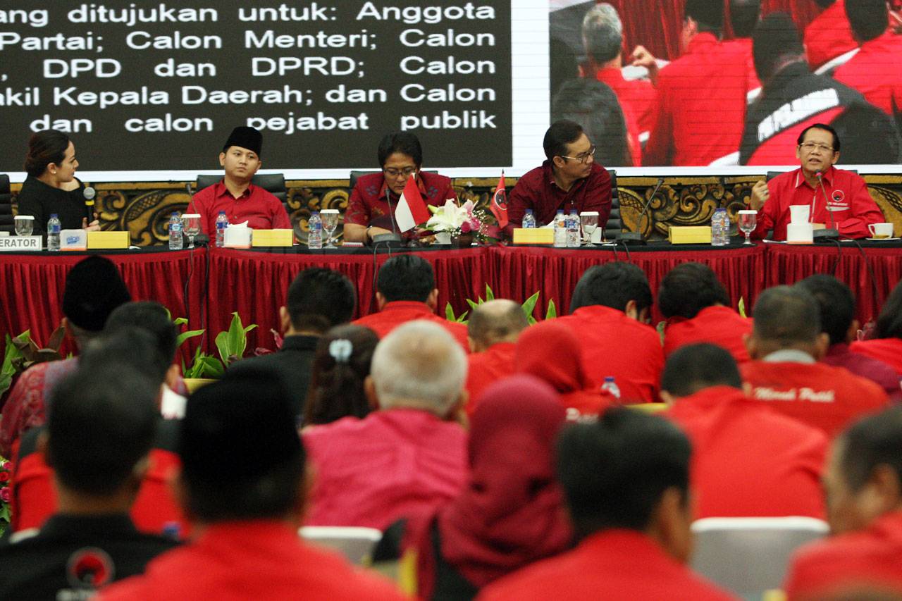 PDI Perjuangan Gelar...