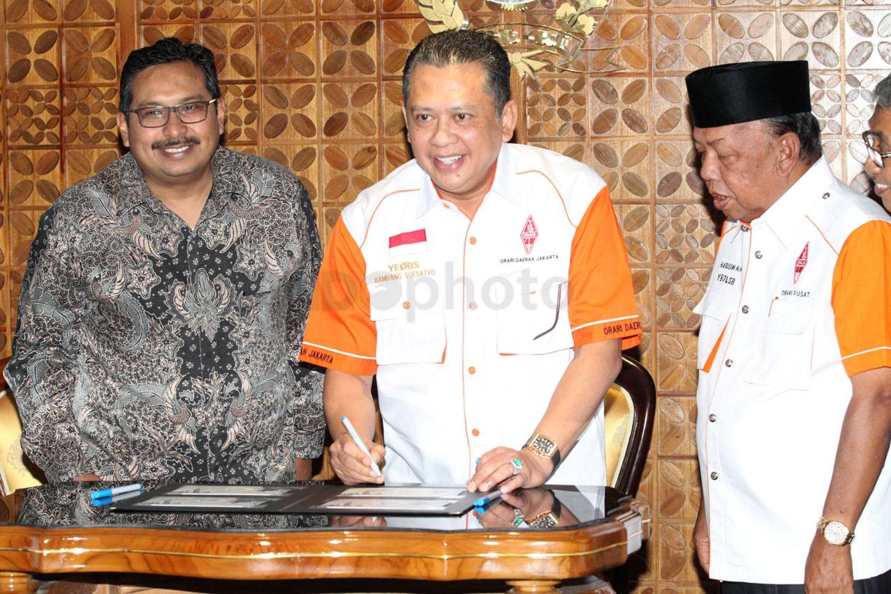 Ketua DPR Hadiri Peluncuran...