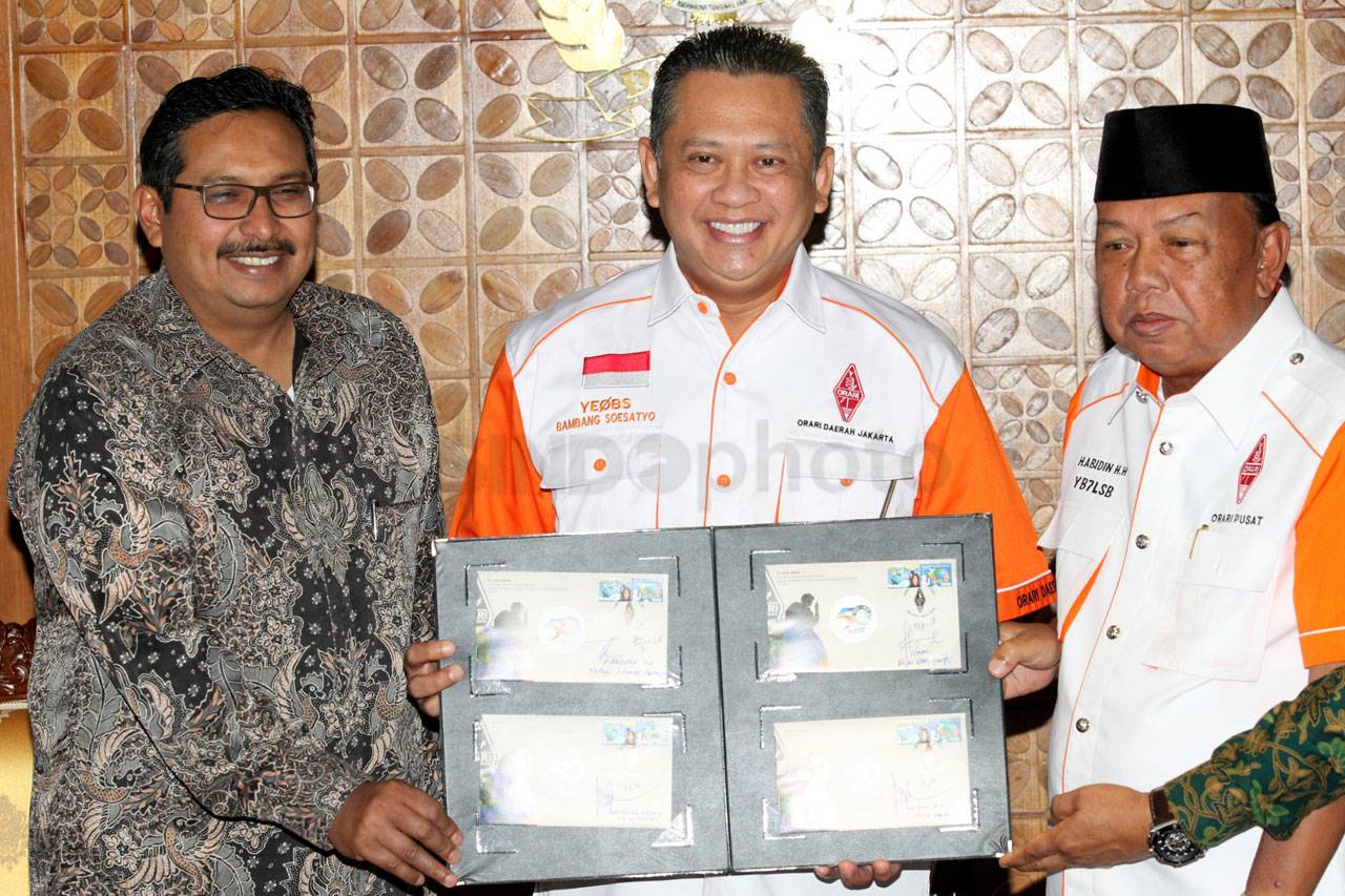 Ketua DPR Hadiri Peluncuran...