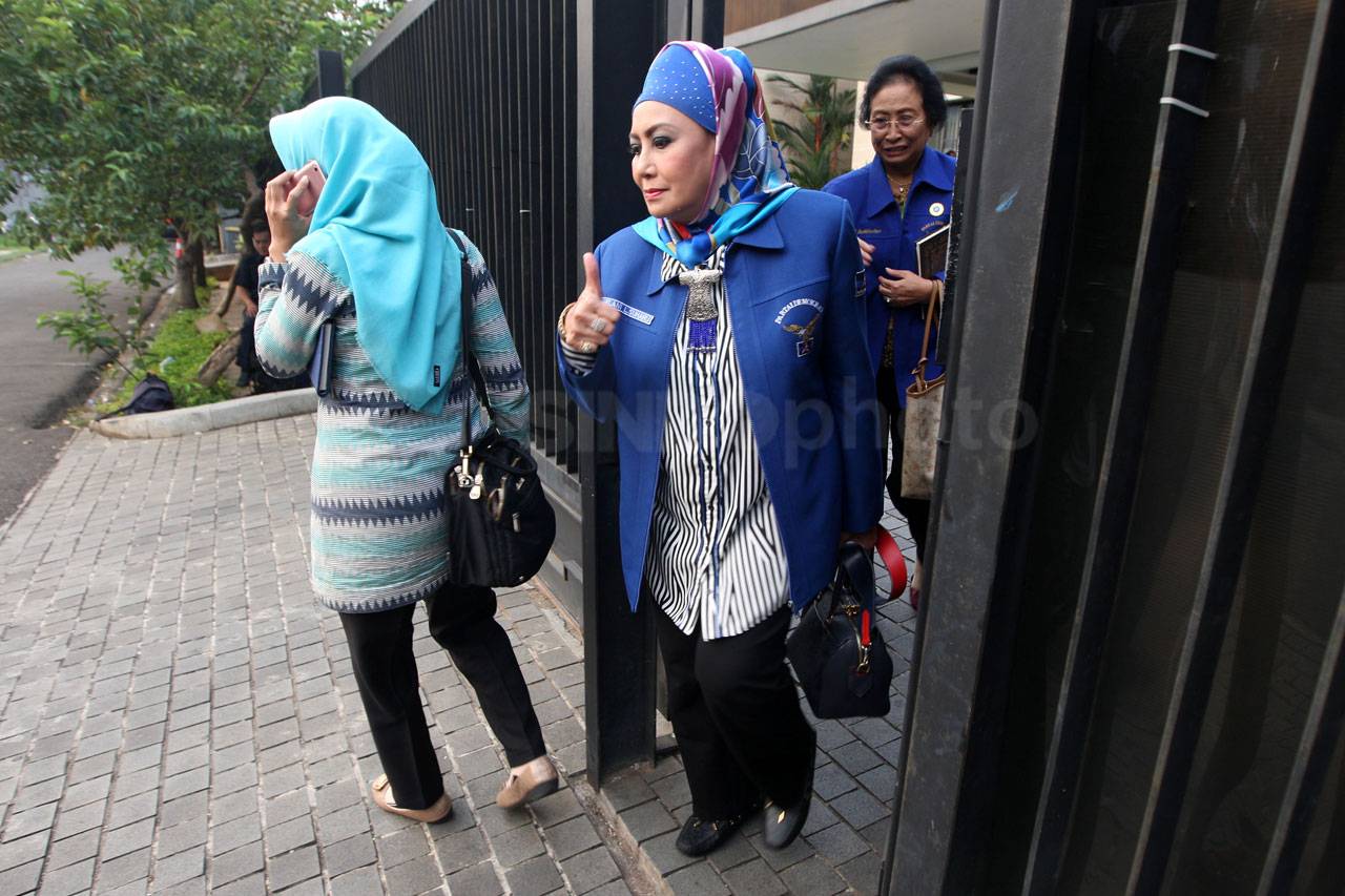 SBY Gelar Rapat Majelis...
