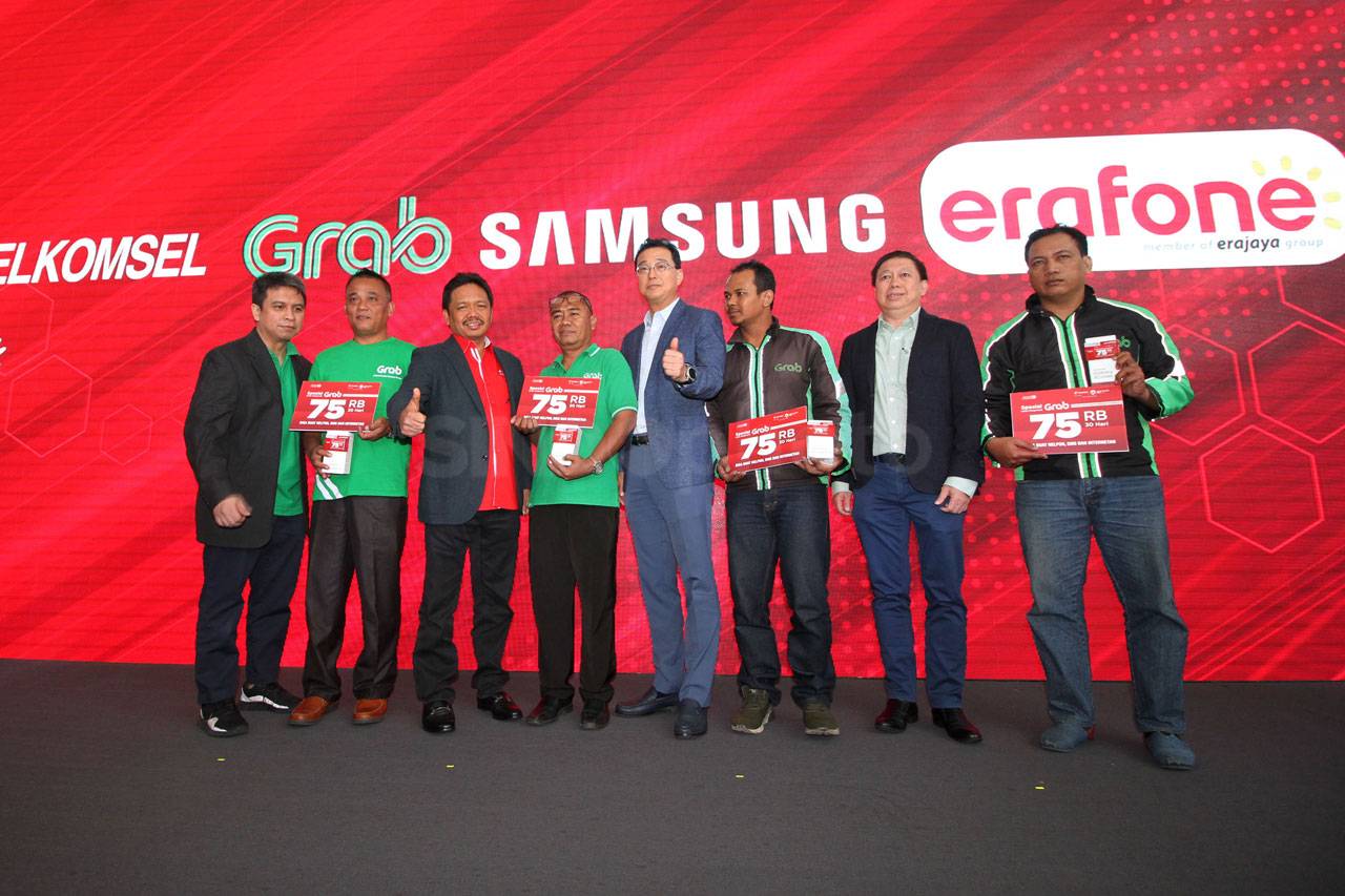 Grab Gandeng Samsung,...