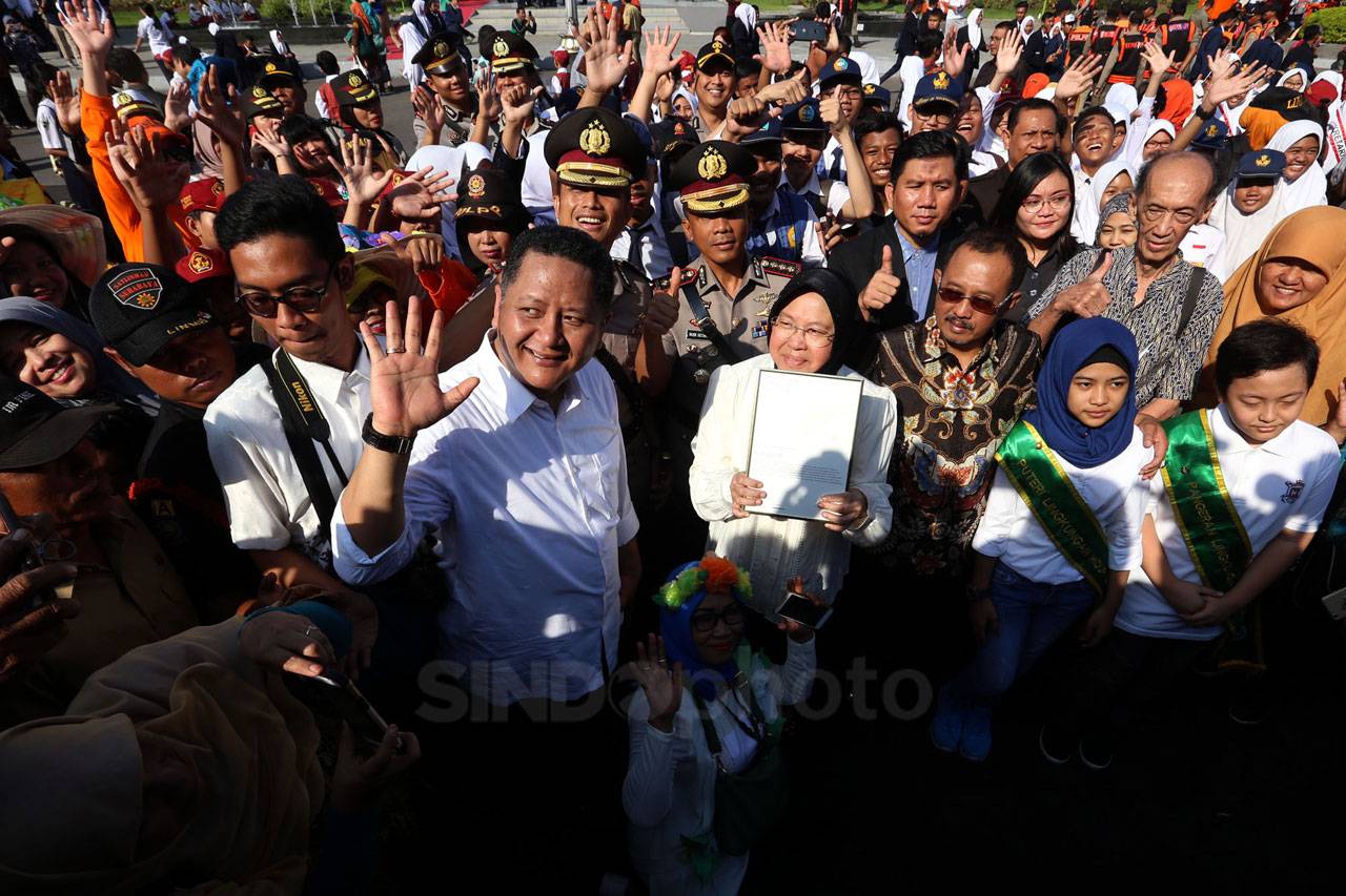 Kota Surabaya Raih Penghargaan...