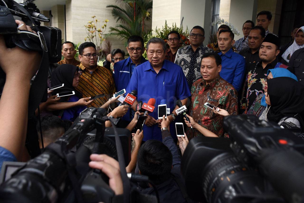 Bertemu SBY, Ketua Bawaslu...