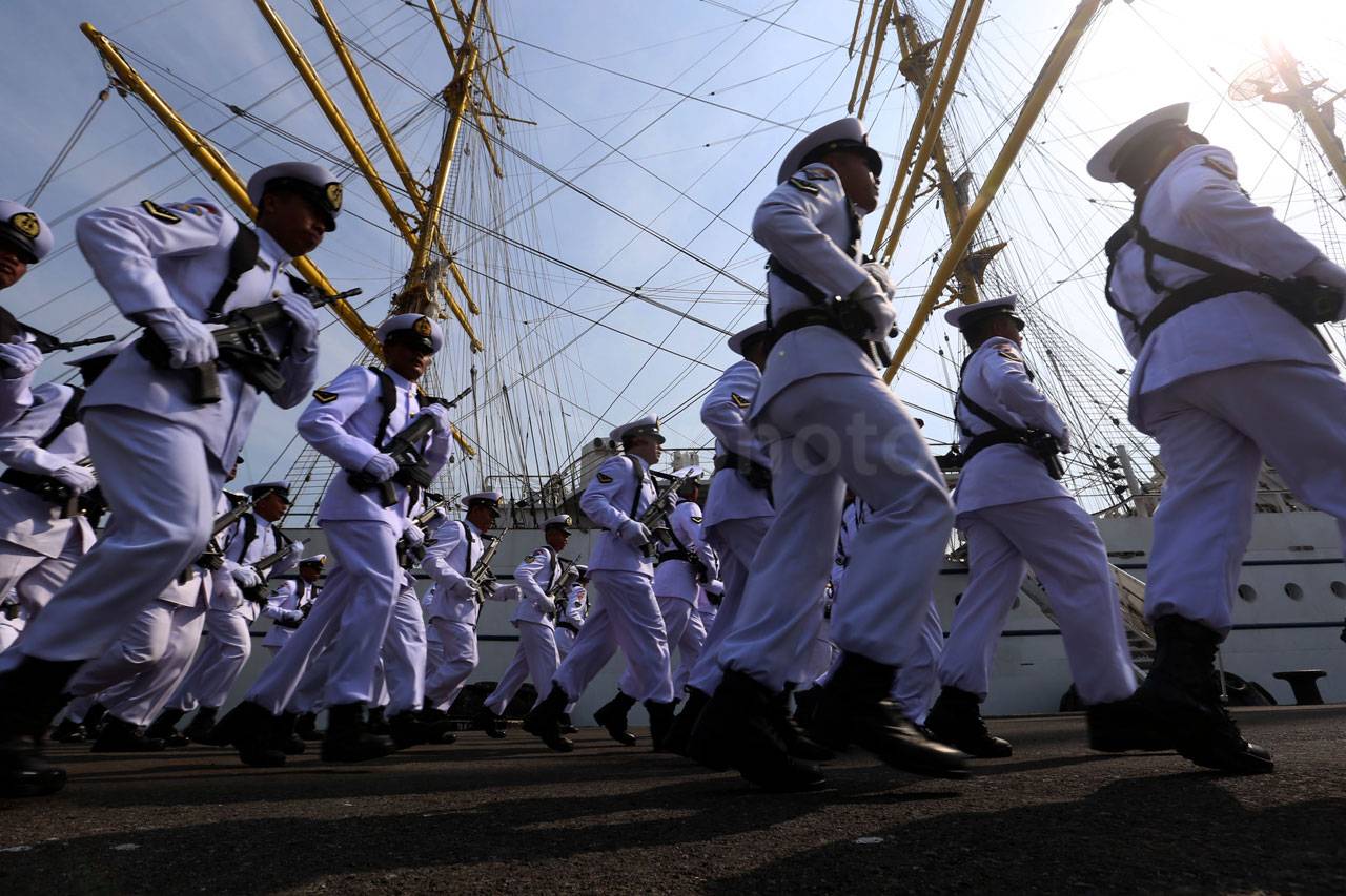 Pangkoarmada II Laksamana...