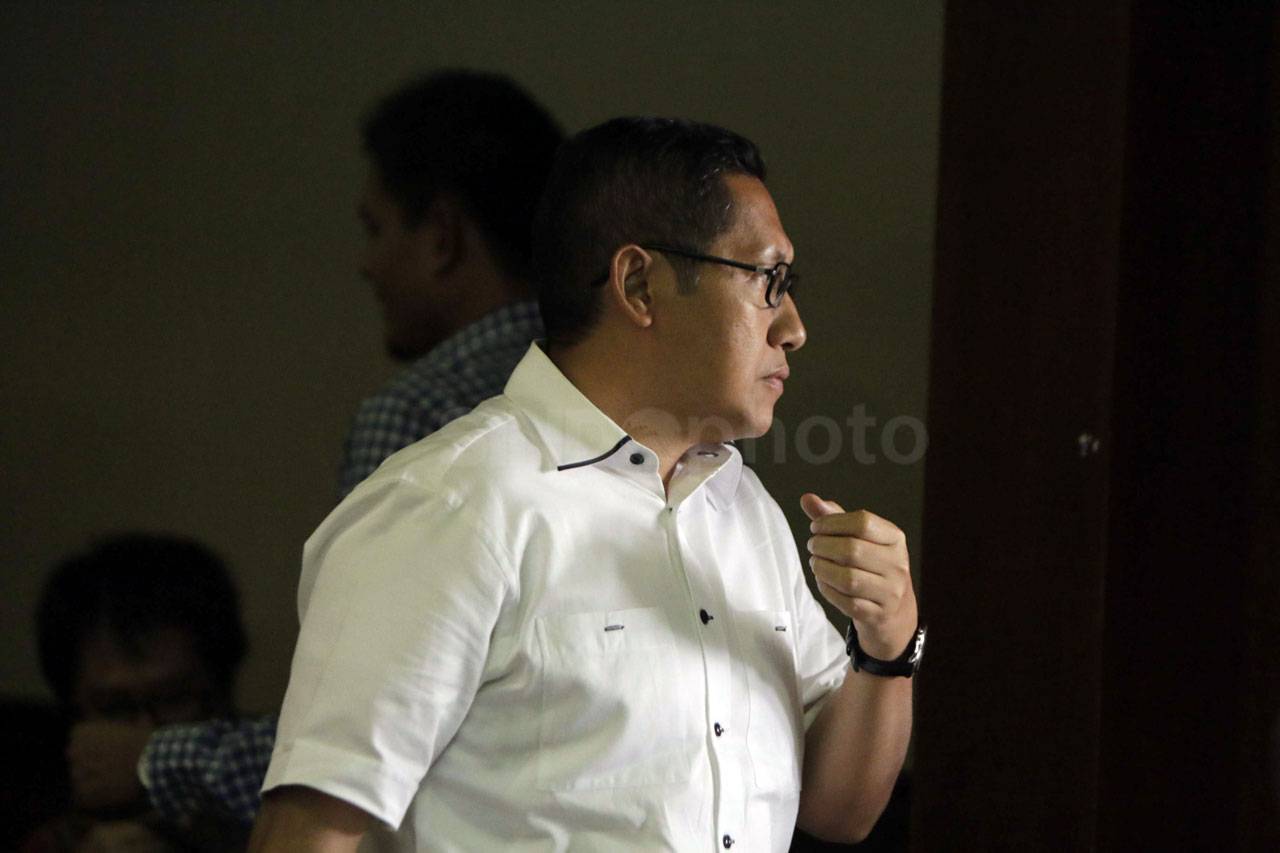 Anas Urbaningrum Bacakan...