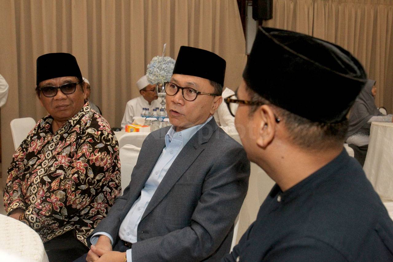 Ketua MPR Hadiri Silaturahmi...