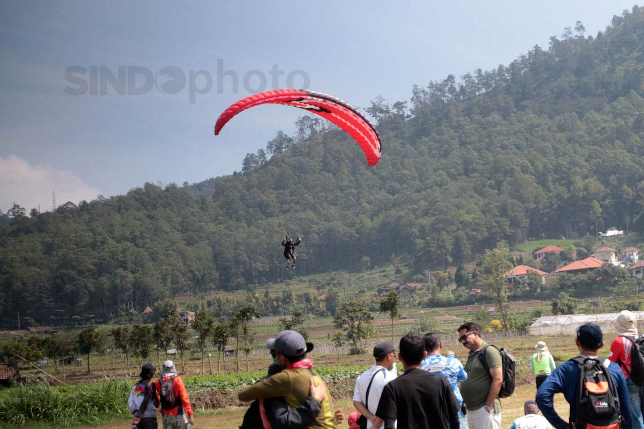 117 Atlet Ikuti Paragliding...