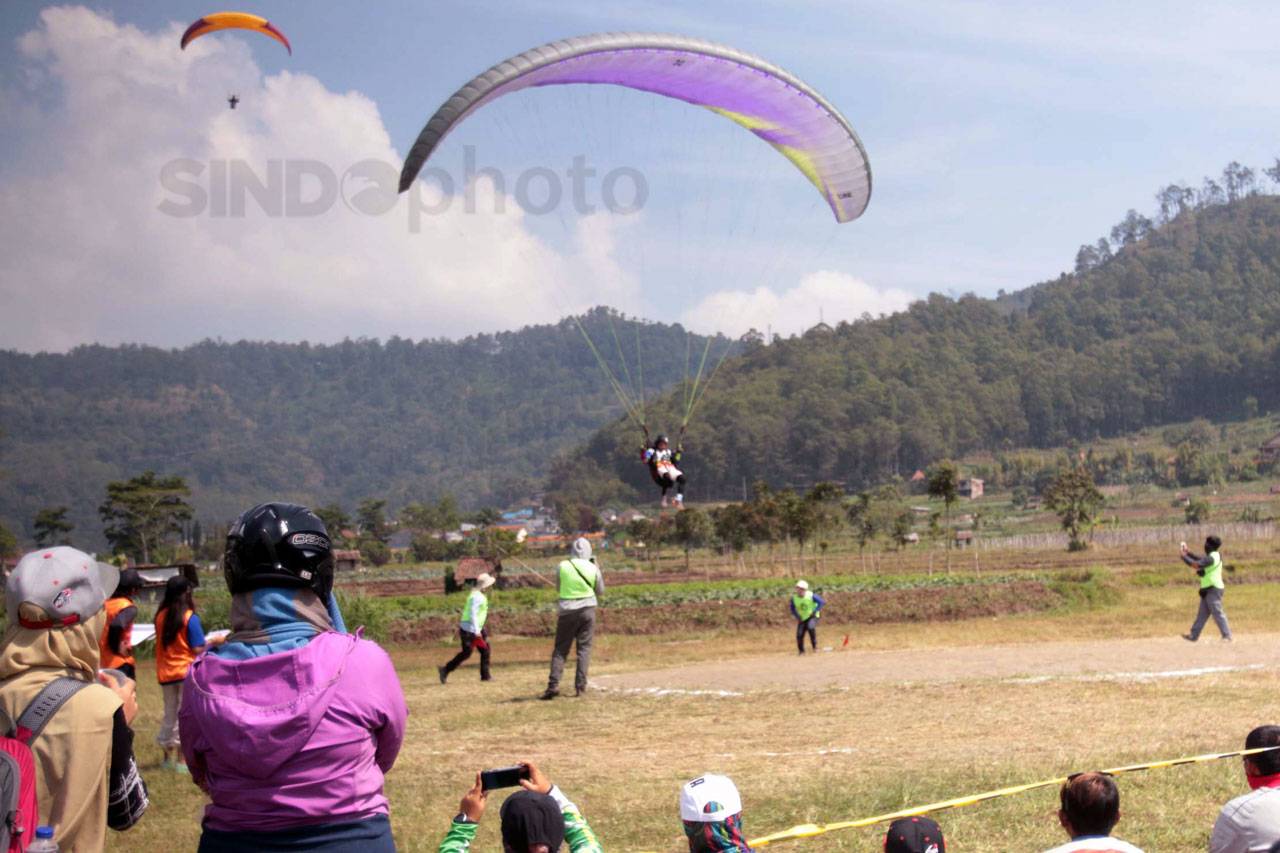 117 Atlet Ikuti Paragliding...